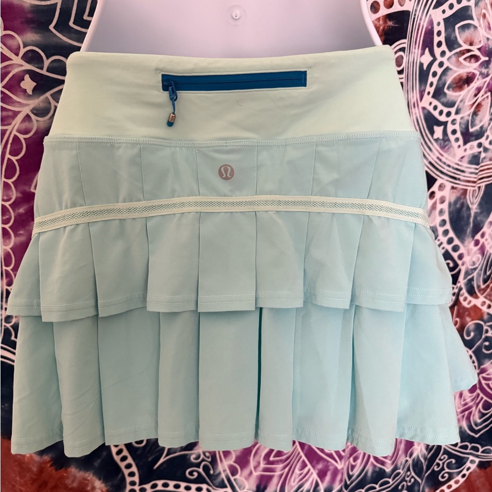 lululemon athletica Women's Aqua Mini Skirt